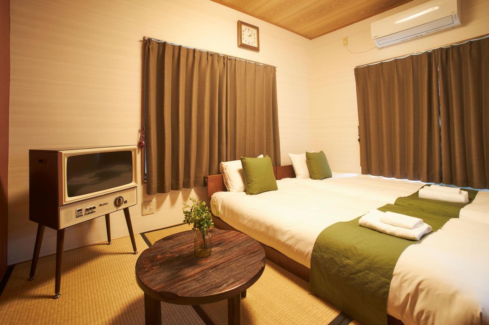 טוקיו Kagurazaka Retro Bar & Hotel מראה חיצוני תמונה